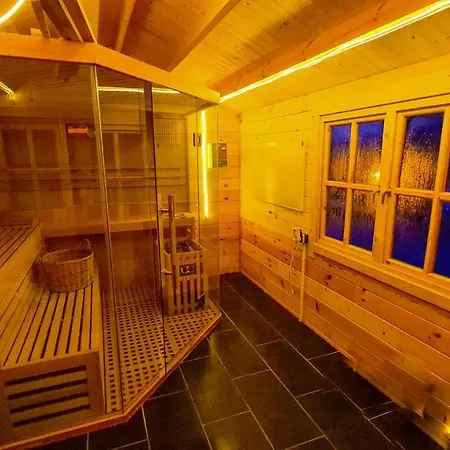 Haus Krabbe Mit Strandkorb Inkl Goehren (Ruegen)