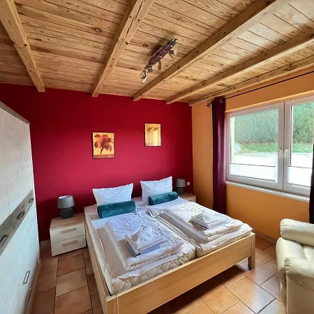 Haus Krabbe Mit Strandkorb Inkl Goehren (Ruegen)