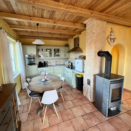 Haus Krabbe Mit Strandkorb Inkl * Goehren (Ruegen)