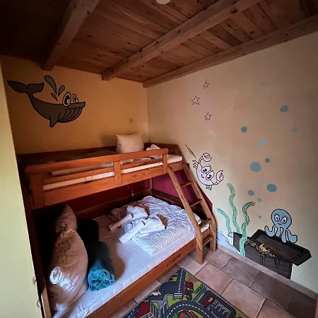 Haus Krabbe Mit Strandkorb Inkl Holiday home Goehren (Ruegen)