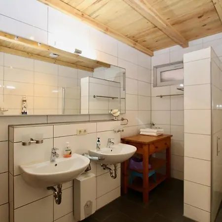 Haus Krabbe Mit Strandkorb Inkl Holiday home